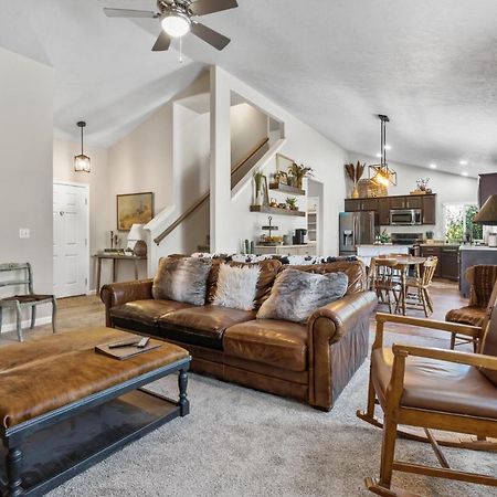 Southwestern Style 4 Bedroom Nampa Home Sleeps 16! Exteriör bild