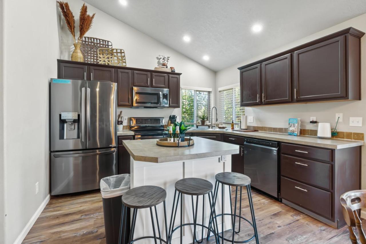 Southwestern Style 4 Bedroom Nampa Home Sleeps 16! Exteriör bild