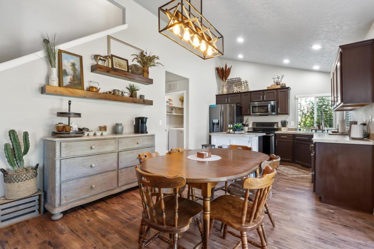 Southwestern Style 4 Bedroom Nampa Home Sleeps 16! Exteriör bild